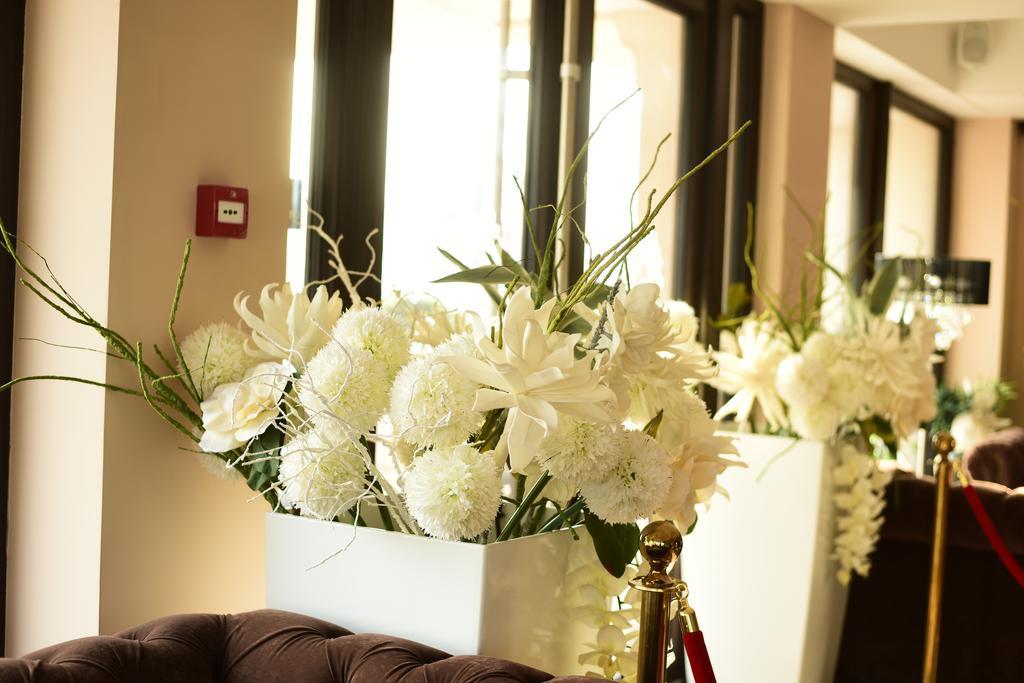 La Rocca Boutique Hotel Craiova Dış mekan fotoğraf