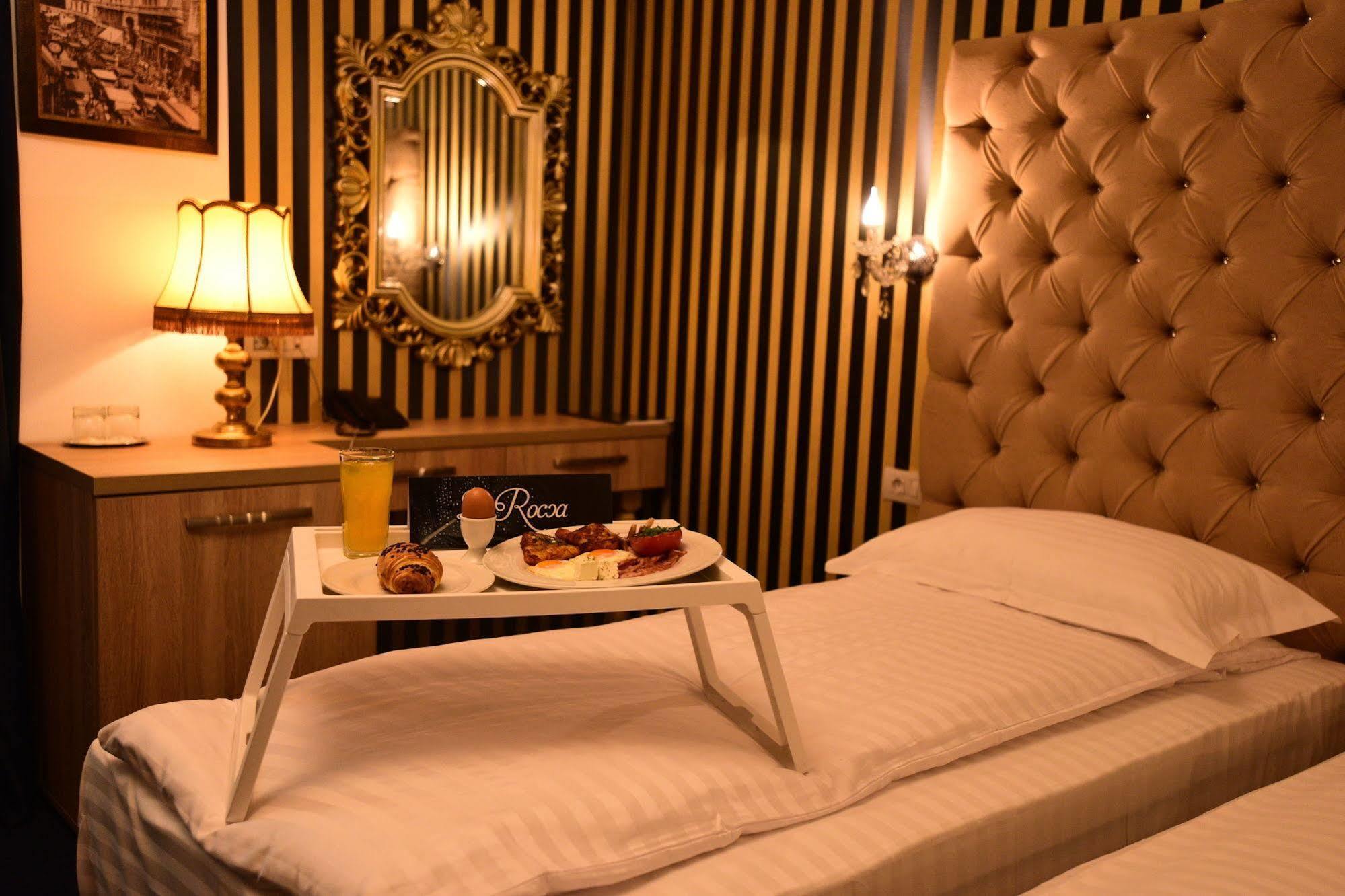 La Rocca Boutique Hotel Craiova Dış mekan fotoğraf
