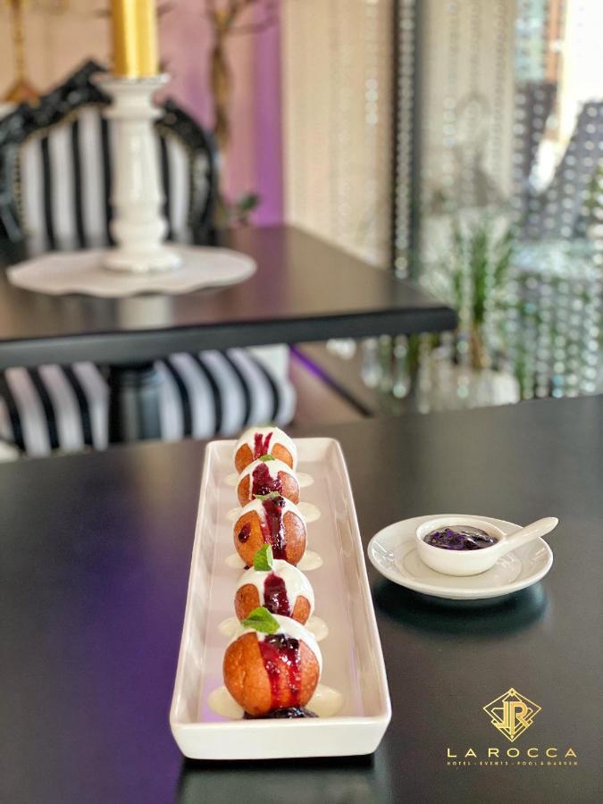 La Rocca Boutique Hotel Craiova Dış mekan fotoğraf